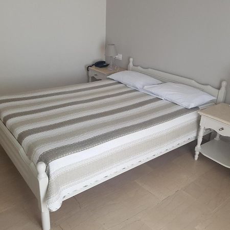 Alkyon Hotel Kamari  Bagian luar foto
