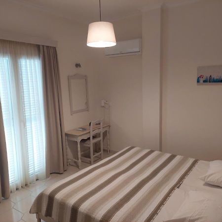 Alkyon Hotel Kamari  Bagian luar foto